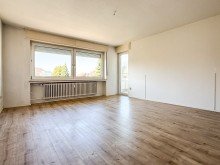 Wohnen Verkauft: Attraktive 3-Zimmer-Wohnung mit Balkon N�he Meierteich