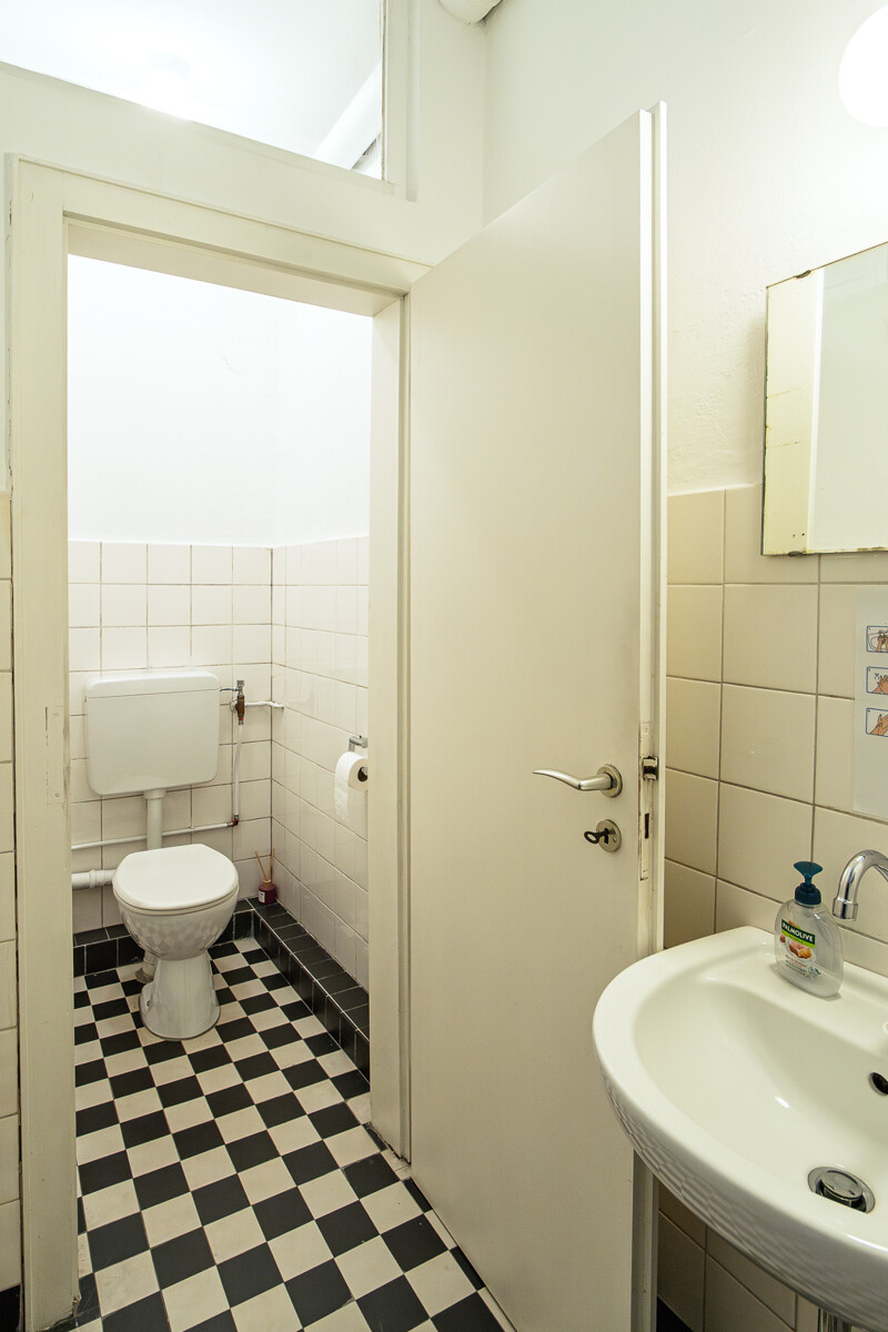 WC B�rofl�che Bielefeld