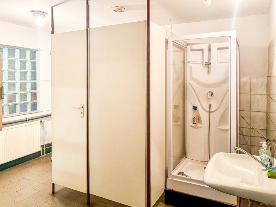 Duschen und WC Wohn- / Gesch�ftshaus Bielefeld