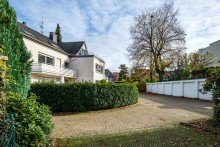 Hof Attraktiv gelegenes Mehrfamilienhaus mit Arztpraxis am Ostpark - eine absolute Seltenheit