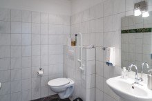 Behindertengerechtes WC City-Office am Adenauerplatz - 223 m� ruhige B�rofl�che - Aufzug vorhanden****