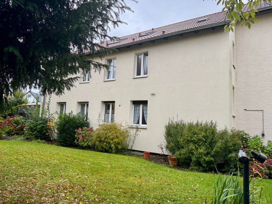 Seitenansicht Wohnhaus Altbestand Wohn- / Gesch�ftshaus Bielefeld