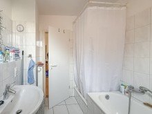 Badezimmer Ideale Kapitalanlage! Sch�ne 2-Zimmerwohnung im Bielefelder-Westen (Voltmannstra�e)
