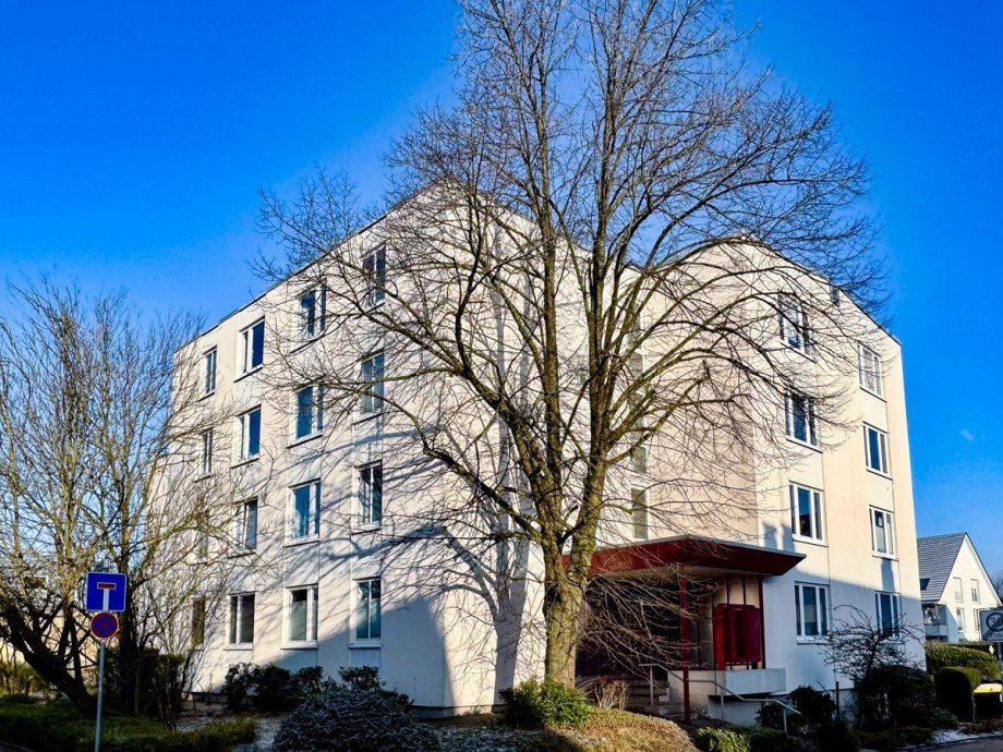 Hauseingangsseite Etagenwohnung Bielefeld