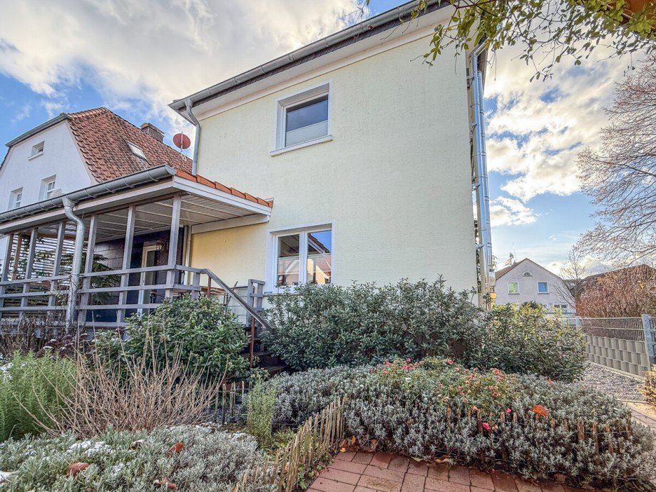 Au�en-Gartenansicht Doppelhaush�lfte Bielefeld