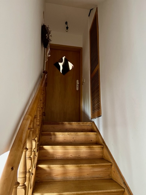 Treppenhaus-Wohnungseingang Dachgeschosswohnung Bielefeld