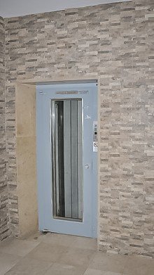 Aufzug City-Office am Adenauerplatz - 162 m� B�rofl�che mit 7 B�ror�umen - Aufzug vorhanden****