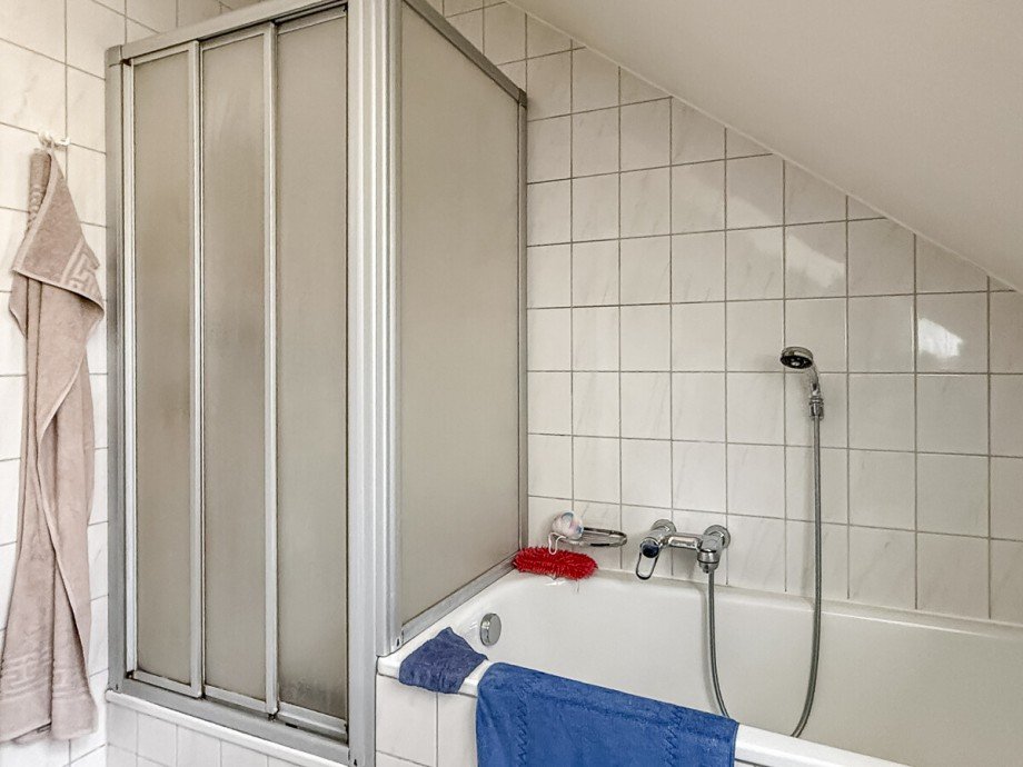 Bad Dachgeschosswohnung Bielefeld / J�llenbeck
