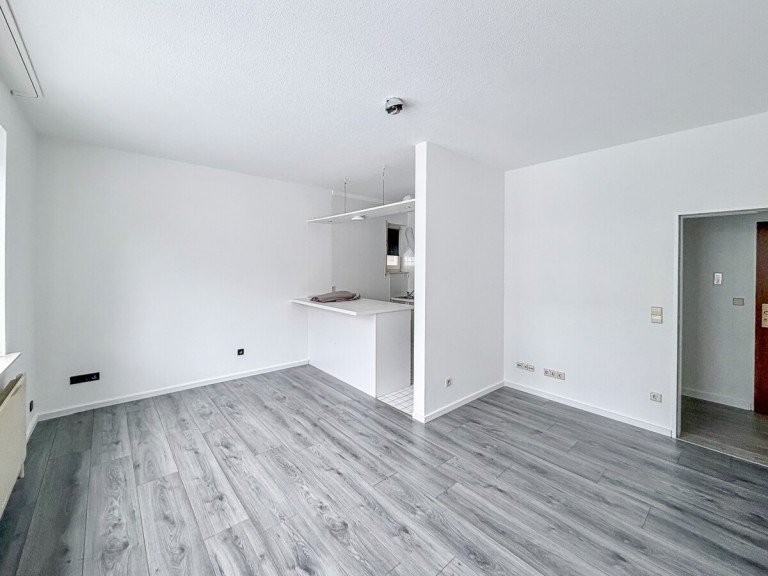 Wohnraum -K�che Bielefeld / Mitte Erdgeschosswohnung City-Apartment im Lutter-Gebiet - Bj. 1989 - 2 Zimmer in der Innenstadt mit PKW-Stellplatz