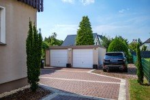 Doppelgarge und Stellpl�tze Stilvolles Einfamilienhaus mit 2 Garagen, neuer Gasheizung und  TOP Einbauk�che in BI-Brackwede