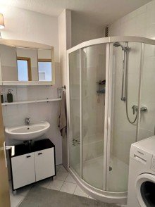 Badezimmer Wohnung mit S�dbalkon im 2.OG mit optionaler EBK in Bielefeld - Gro�dornberg