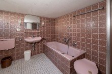 KG Badezimmer Klassischer Charme trifft Stadtn�he - gro�z�giges Einfamilienhaus in Herford