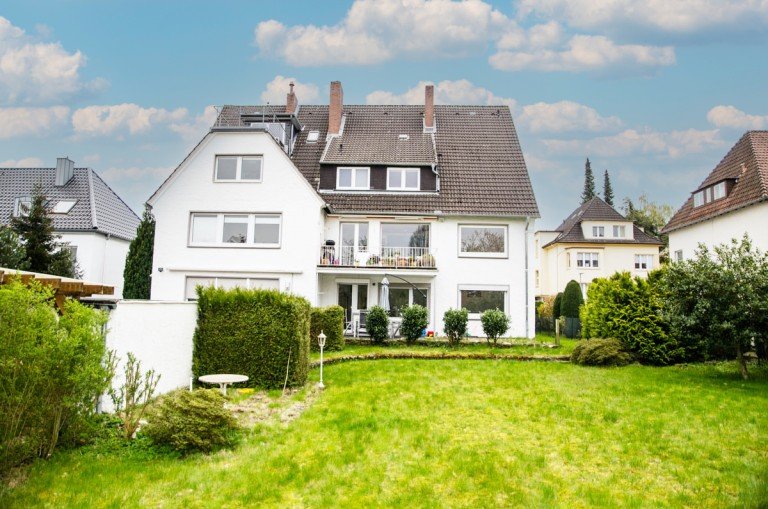 Gartenansicht Bielefeld Erdgeschosswohnung Seltene Gelegenheit - Erdgeschosswohnung mit gro�z�gigem Gartenanteil N�he Ostpark!