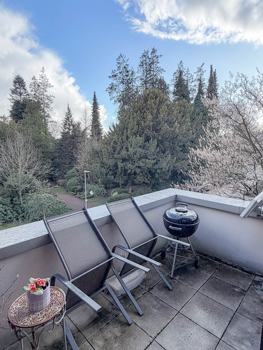 DG Balkon S�dseite Zweifamilienhaus Bielefeld / Gadderbaum