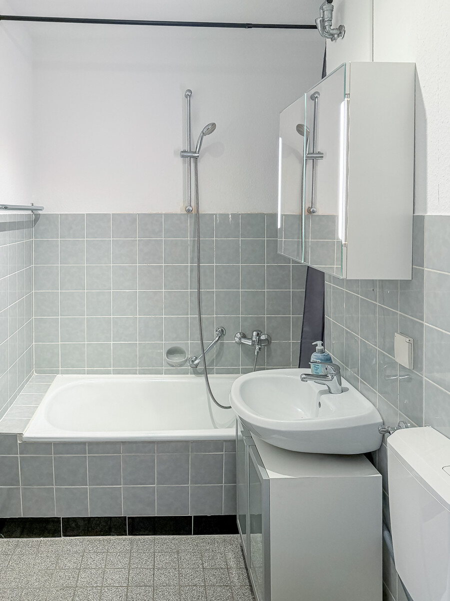 Badezimmer Etagenwohnung Bielefeld / Gro�dornberg