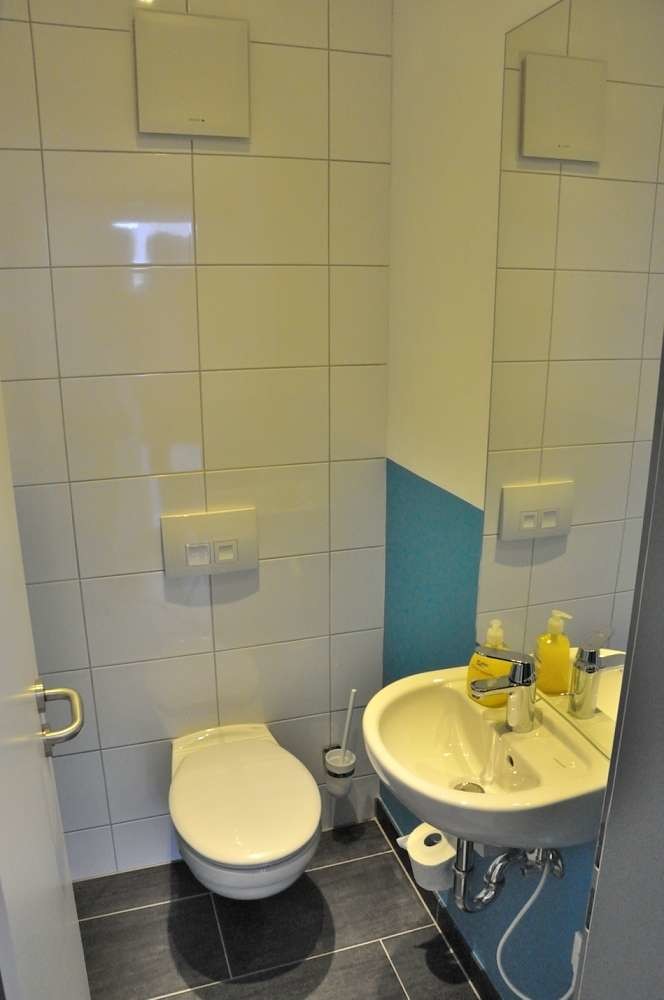06835 B orig B�rofl�che Bielefeld