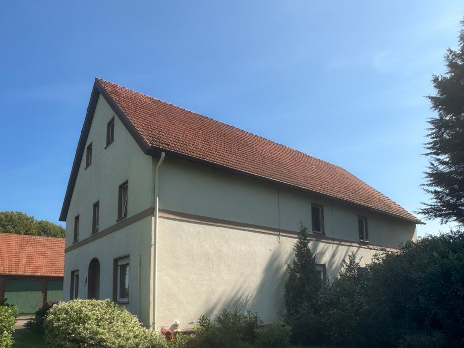 Westansicht Wohnhaus Bauernhaus Halle