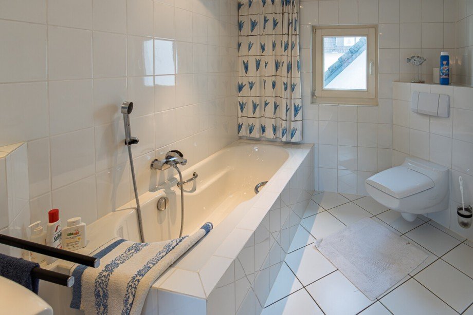 OG Badewann Zweifamilienhaus Oerlinghausen