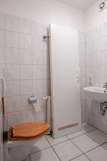Duschbad UG Bezugsfrei! 4-Zimmer-Maisonettewohnung im Bielefelder-Westen (Voltmannstra�e)