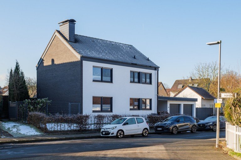 Au�enansicht Bielefeld Einfamilienhaus Charmantes Einfamilienhaus in beliebter Wohnlage nahe der Bielefelder Universit�t