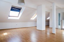 Wohnen/Schlafen DG Gepflegtes 3-Familienhaus in Stedefreund (HF) angrenzend an Bielefeld Brake