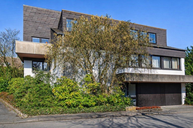 Hausansicht Bielefeld / Gadderbaum Zweifamilienhaus Ein Traum am Botanischen Garten: Architektenhaus in exklusiver Lage von Bielefeld