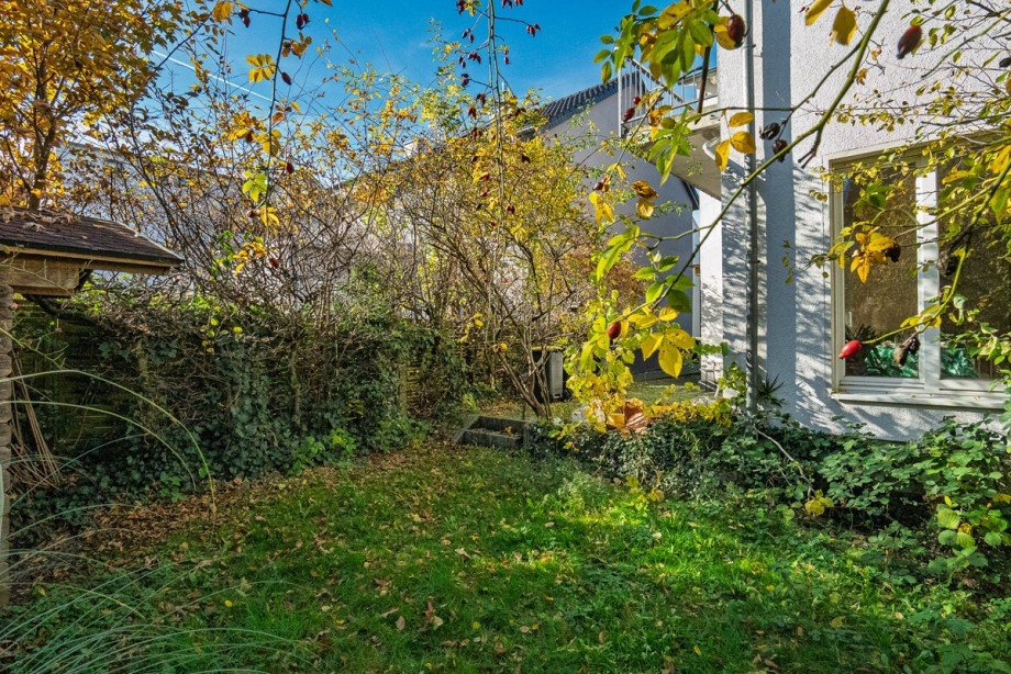 Garten Doppelhaush�lfte Bielefeld