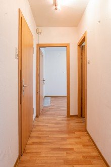 Flur 2 Zimmerwohnung in B�nde-Hunnebrock