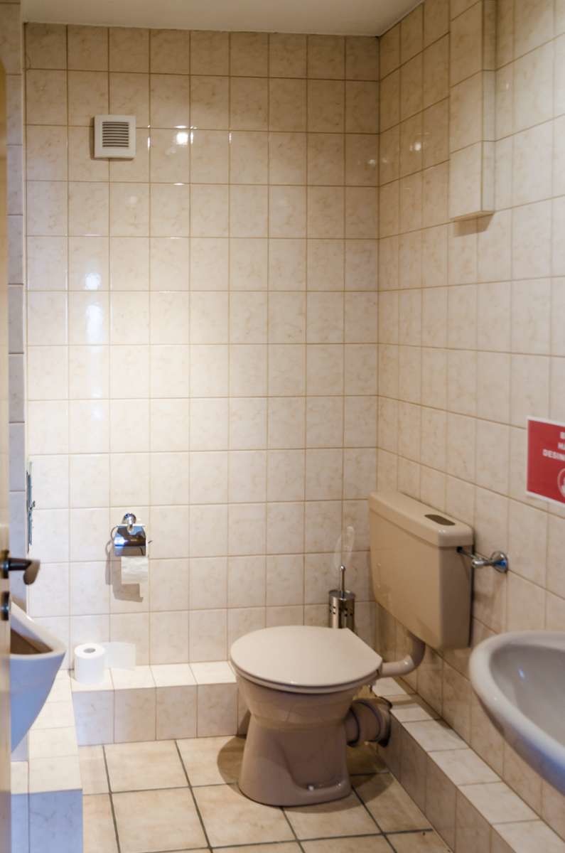 WC B�rohaus Bielefeld
