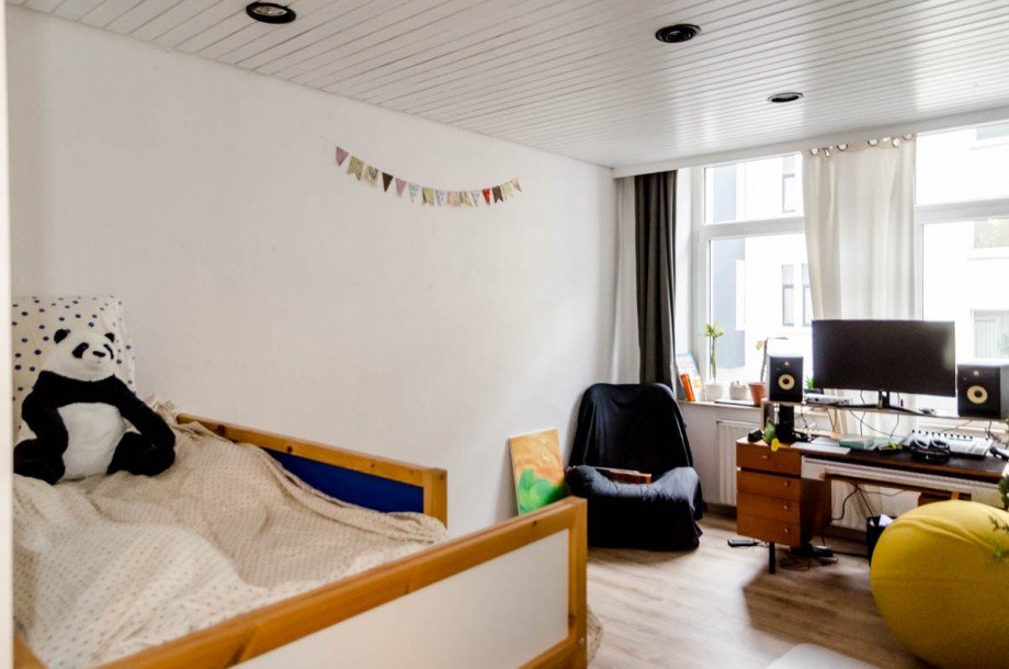 Zimmer I Etagenwohnung Bielefeld