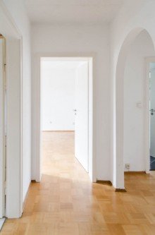 Flur Helle 2-Zimmerwohnung mit Balkon in ruhiger Lage von BI-Stieghorst