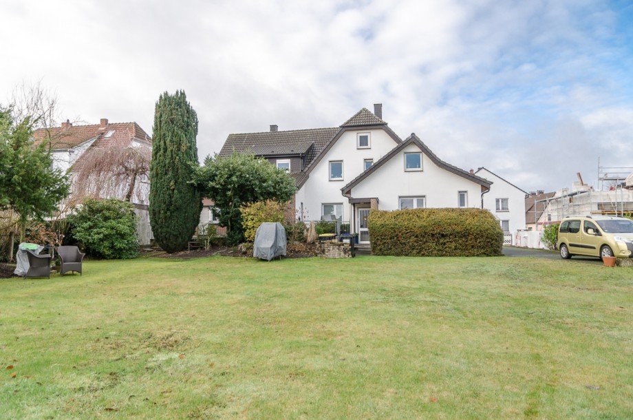 Gartenansicht Dachgeschosswohnung Bielefeld / J�llenbeck