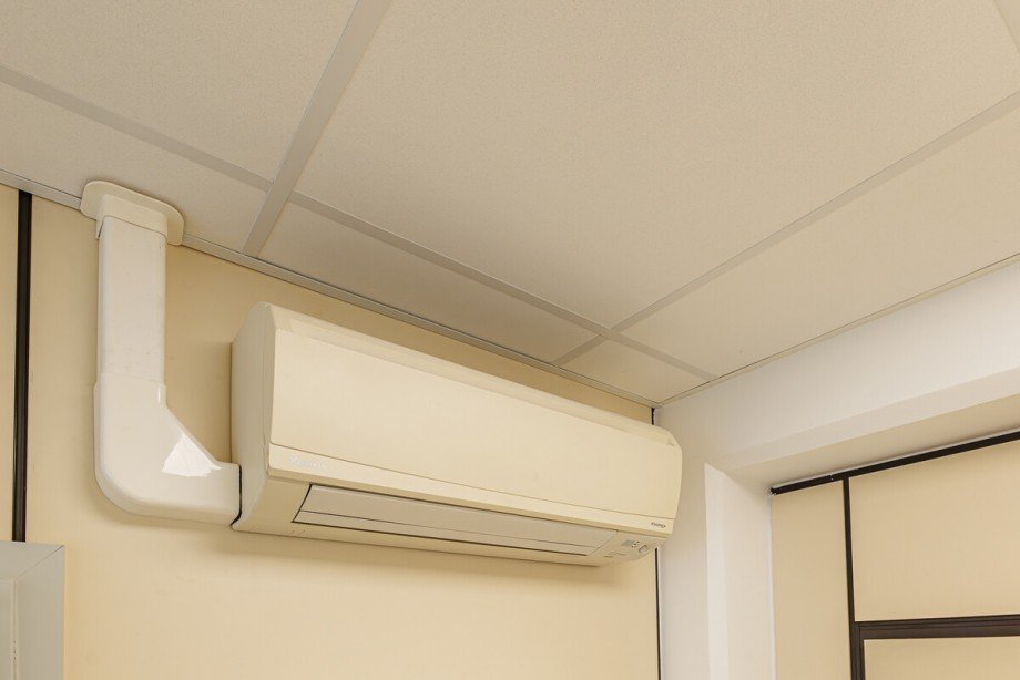 Teilweise Klimaanlage B�rohaus Bielefeld