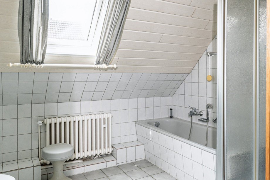 Bad - DG Einfamilienhaus L�hne