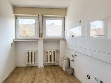K�che Verkauft: Attraktive 3-Zimmer-Wohnung mit Balkon N�he Meierteich