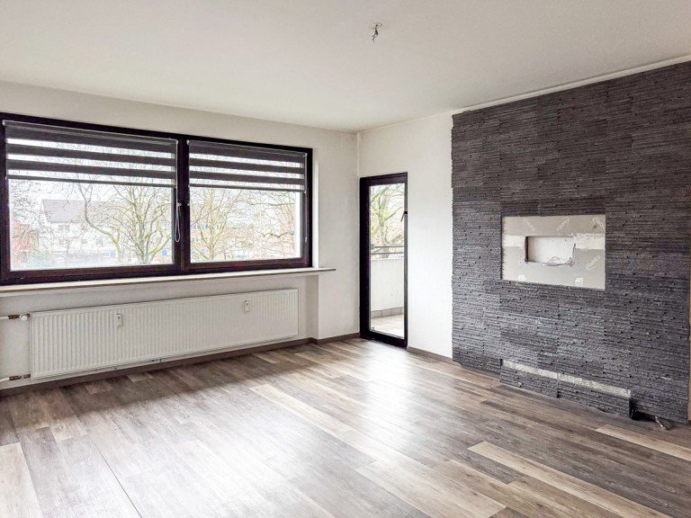 Wohnzimmer Bielefeld Etagenwohnung Heller Wohntraum mit Balkon, Einbauk�che und Garage in Bielefeld - Brackwede