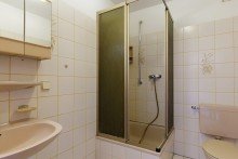 Badezimmer Gem�tliche 2-Zimmer Wohnung mit Balkon und Tiefgarage in gefragter Lage von Bielefeld - Gellershagen
