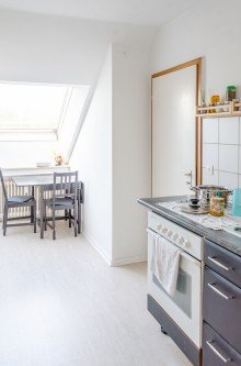 K�che Idyllische 2 Zimmer- 1 Jahr Mietlaufzeit - Dachgeschosswohnung, Bielefelder Westen N�he Universit�t