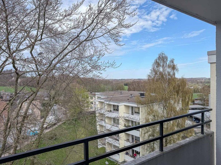 Balkonblick Bielefeld / Gro�dornberg Etagenwohnung Traumblick!!! - Wohnung im 5.OG mit optionaler EBK und Aufzug in Bielefeld - Gro�dornberg