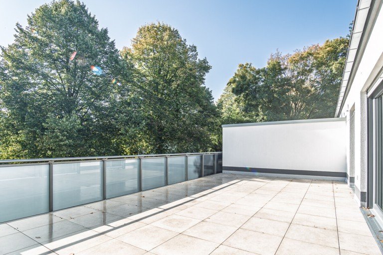 Hauptbild: Ruhig, gr�n, stadtnah: Hochwertiger Erstbezug mit Dachterrasse im Bielefelder Westen