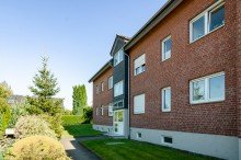 Hauseingang Charmantes City-Appartement, TG-Stellplatz, 1.OG mit S�dbalkon am Nordpark/Meierteich - Bezugsfrei!
