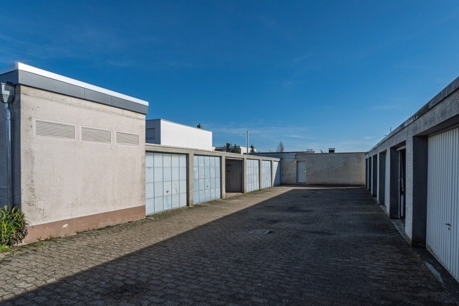 Garagenhof Reihenhaus Bielefeld / Babenhausen