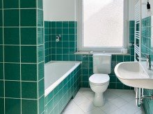 Badezimmer 3 Zimmerwohnung mit Balkon und Gartenblick im Bielefelder Westen