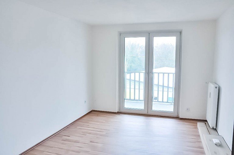 Wohnzimmer Bielefeld Wohnanlagen Gut vermietete und moderne 2 Zimmer Wohnung mit gro�em Balkon in Bielefeld - City