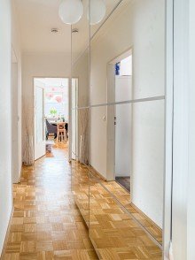 Flur Gro�z�gige Dachgeschosswohnung mit S�d-Loggia N�he Bielefelder Universit�t ( Wertherstr.)