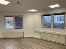 B�ro Gewerbeeinheit an der Ostwestfalenstra�e ideal f�r Druckerei, Onlinehandel o.�. in Bad Salzuflen!