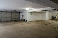 Tiefgarage Charmantes City-Appartement, TG-Stellplatz, 1.OG mit S�dbalkon am Nordpark/Meierteich - Bezugsfrei!