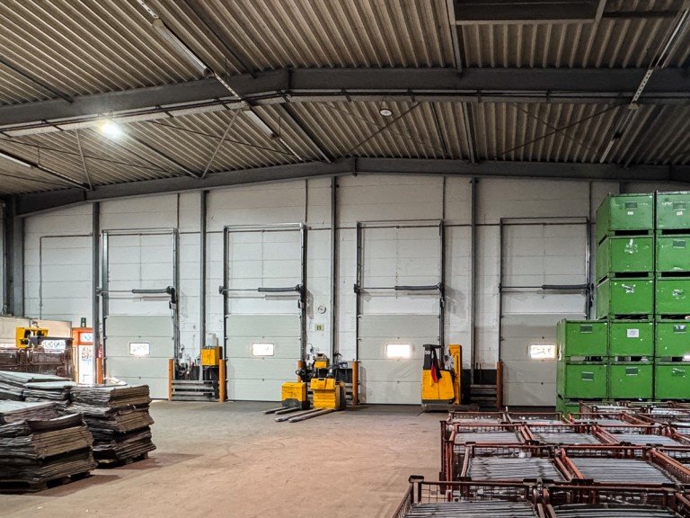 IMG_4959 Bielefeld Halle / Lager / Produktion Speditionslager in Innenstadtn�he Bielefeld