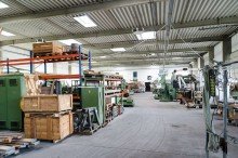 Gewerbehalle Gewerbeimmobilie mit 4 Sektionaltoren, Dach ist erneuert! In Autobahnn�he am Ostring - Bielefeld