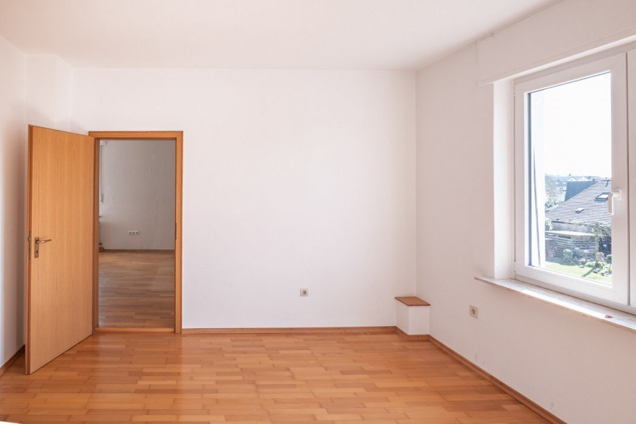 DG-Zimmer Mehrfamilienhaus Bielefeld